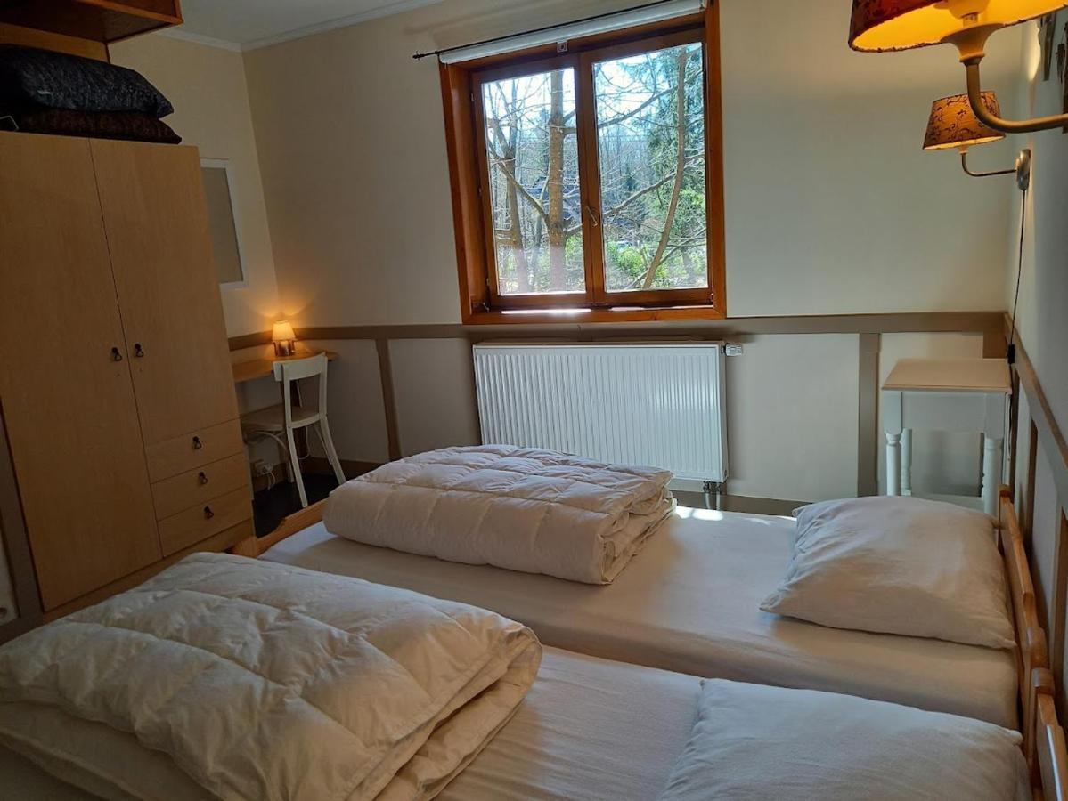 Holiday Home"Monsieur Nips" Érezée Εξωτερικό φωτογραφία